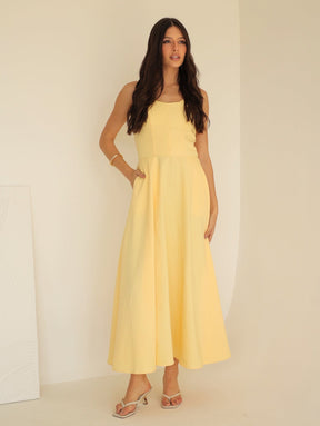 Vestido Longo Alfaiataria Decote Quadrado e Bolsos Yanca