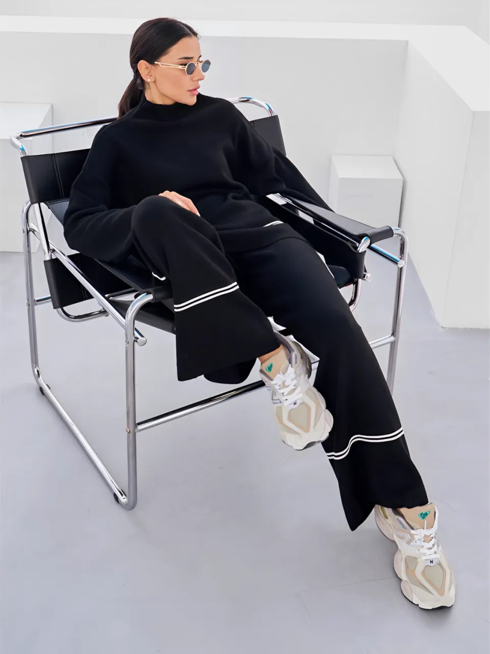 Conjunto de Tricô com Suéter Mullet Gola Alta e Calça Confortável – Kim