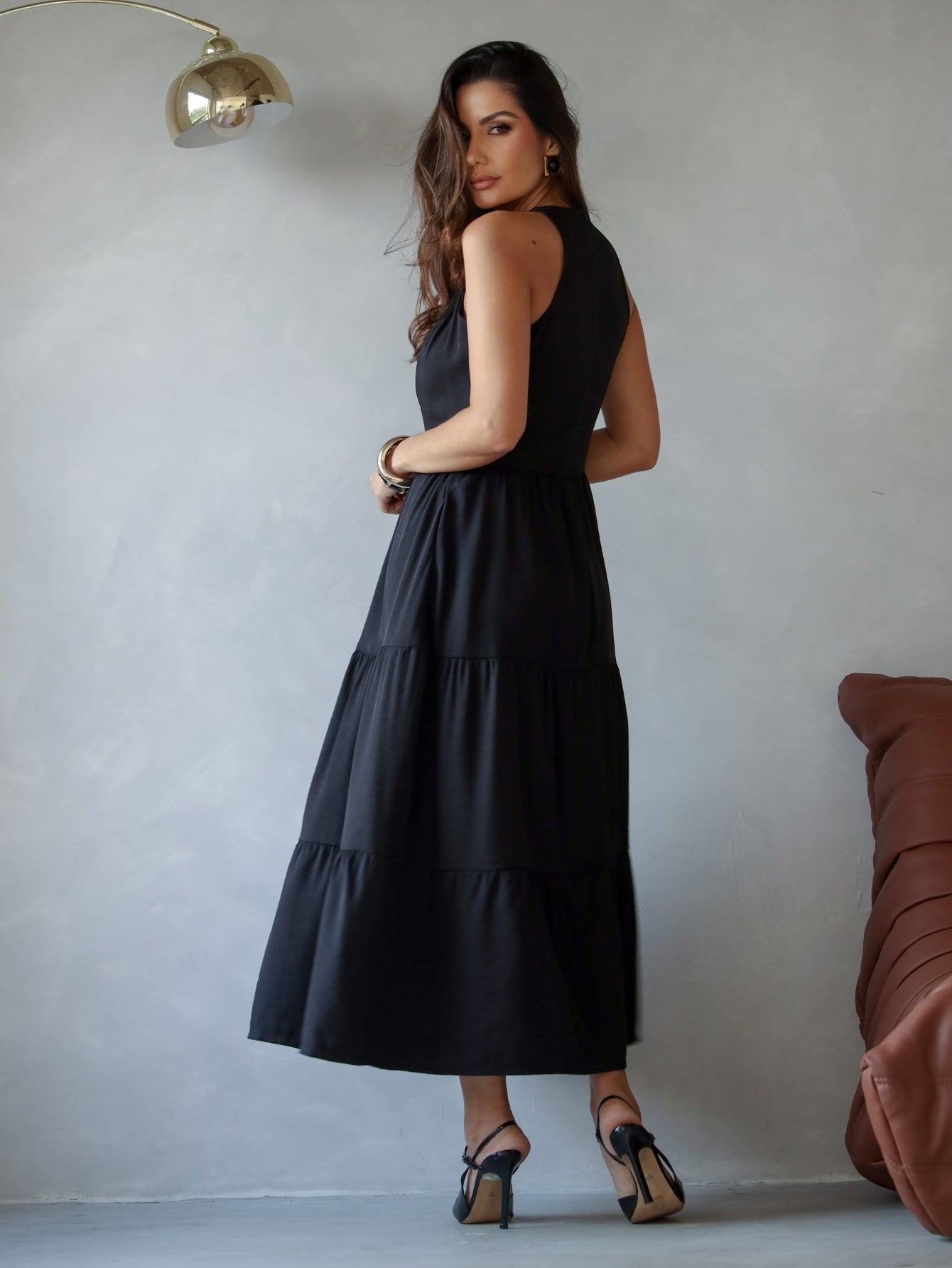 Vestido Longo Alfaiataria Sem Manga Zíper nas Costas Flora