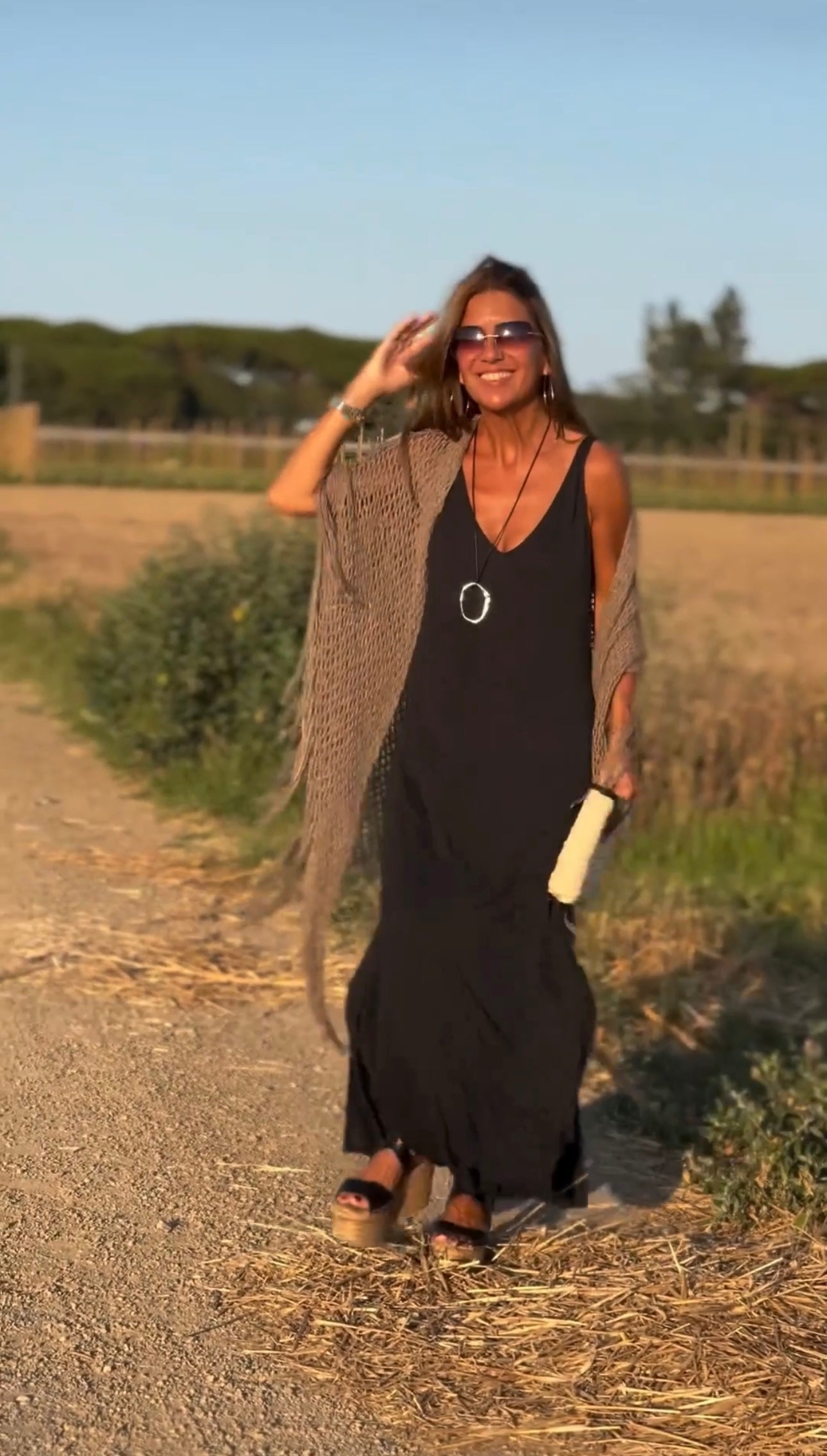 Vestido Parisienne – Estilo Chic e Contemporâneo (Leve e Soltinho)