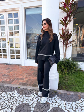 Conjunto de Tricô com Suéter Mullet Gola Alta e Calça Confortável – Kim