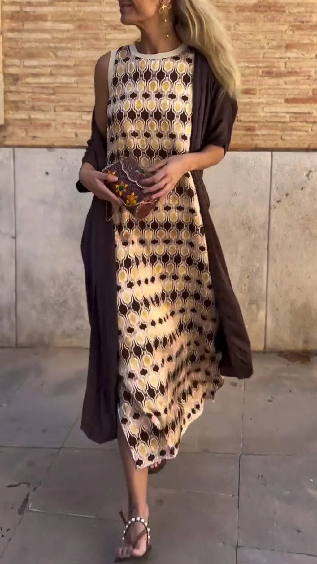 Conjunto Dominique - Nova tendência Lisavi: vestido + cardigan (must-have das style mavens americanas)