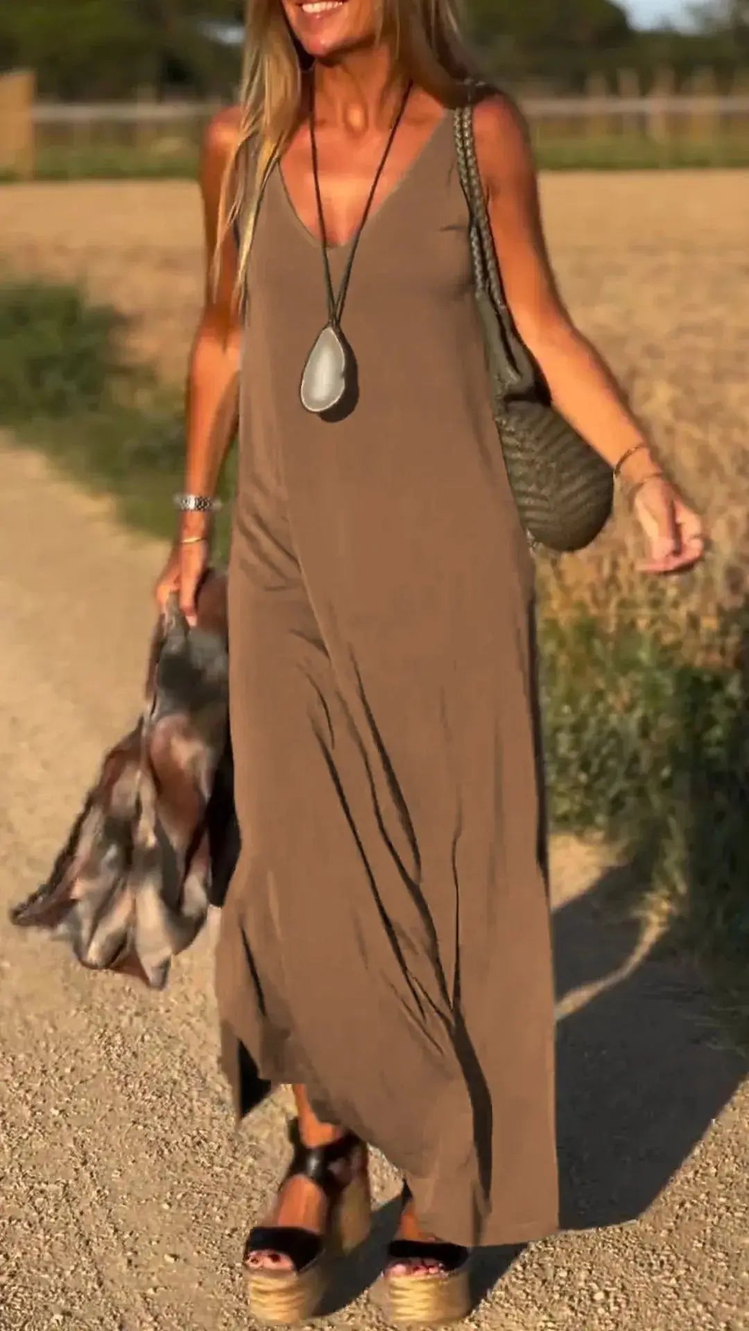 Vestido Parisienne – Estilo Chic e Contemporâneo (Leve e Soltinho)