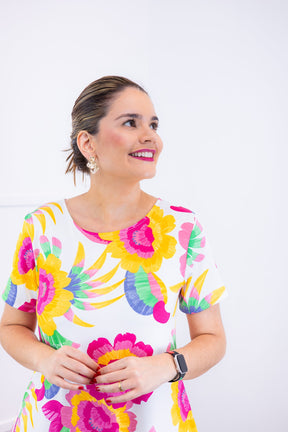 Vestido Sara - Malha Confort Deluxe Midi com Mangas e Bolsos