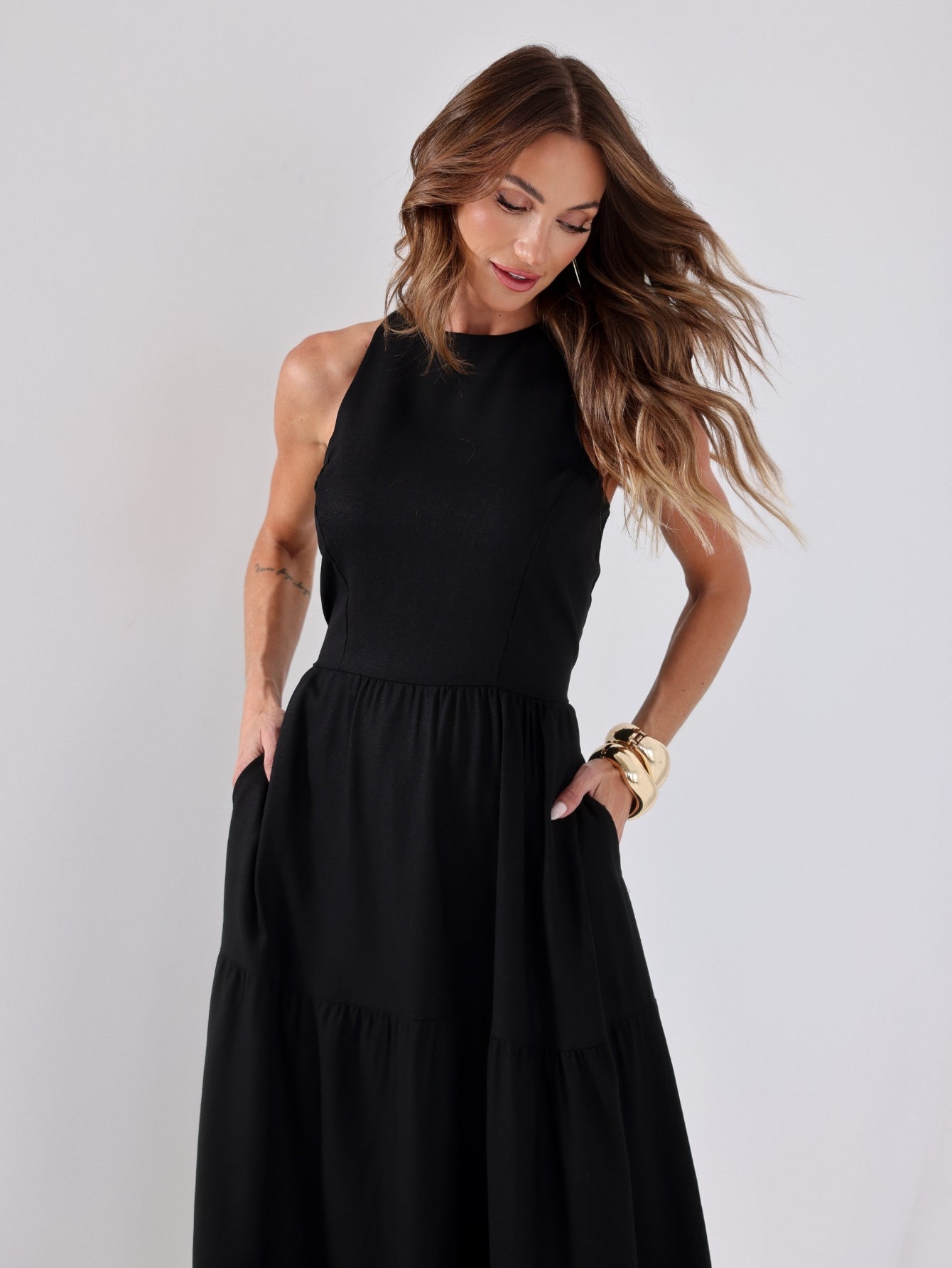 Vestido Longo Alfaiataria Sem Manga Zíper nas Costas Flora