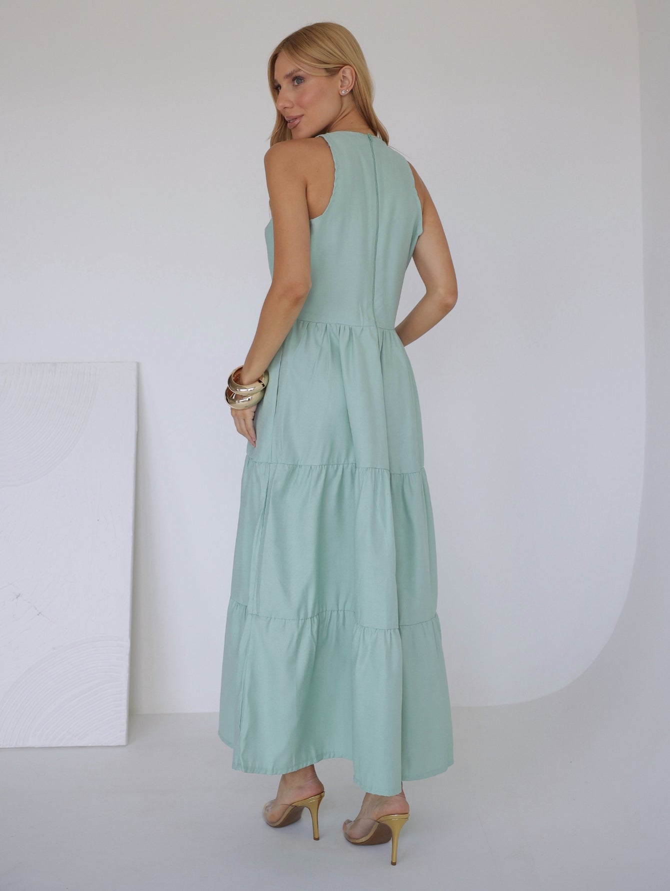 Vestido Longo Alfaiataria Sem Manga Zíper nas Costas Flora