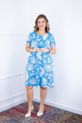 Vestido Sara - Malha Confort Deluxe Midi com Mangas e Bolsos