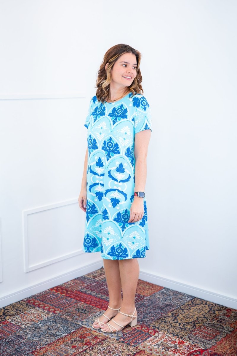 Vestido Sara - Malha Confort Deluxe Midi com Mangas e Bolsos