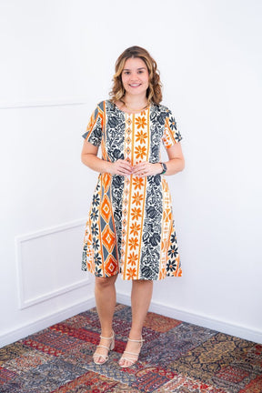 Vestido Sara - Malha Confort Deluxe Midi com Mangas e Bolsos