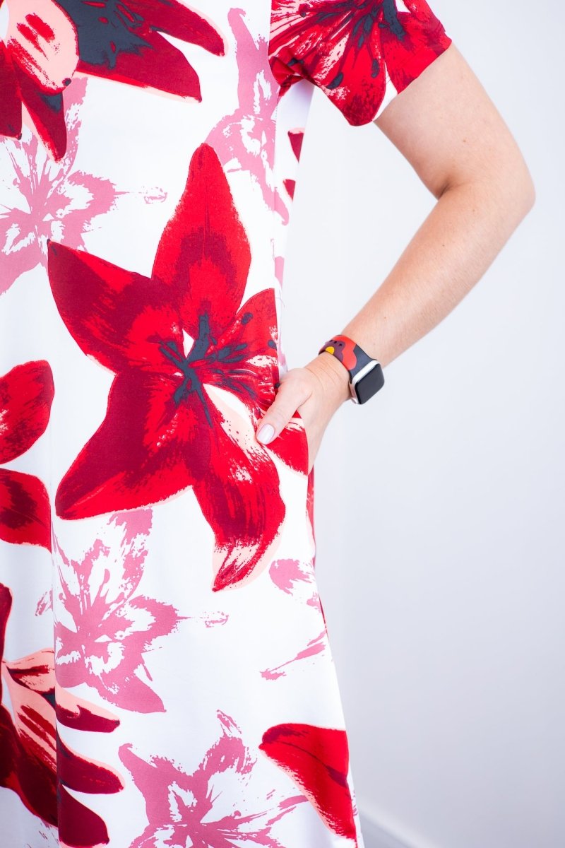 Vestido Sara - Malha Confort Deluxe Midi com Mangas e Bolsos