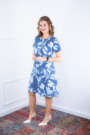 Vestido Sara - Malha Confort Deluxe Midi com Mangas e Bolsos