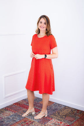 Vestido Sara - Malha Confort Deluxe Midi com Mangas e Bolsos