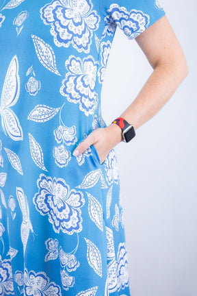 Vestido Sara - Malha Confort Deluxe Midi com Mangas e Bolsos