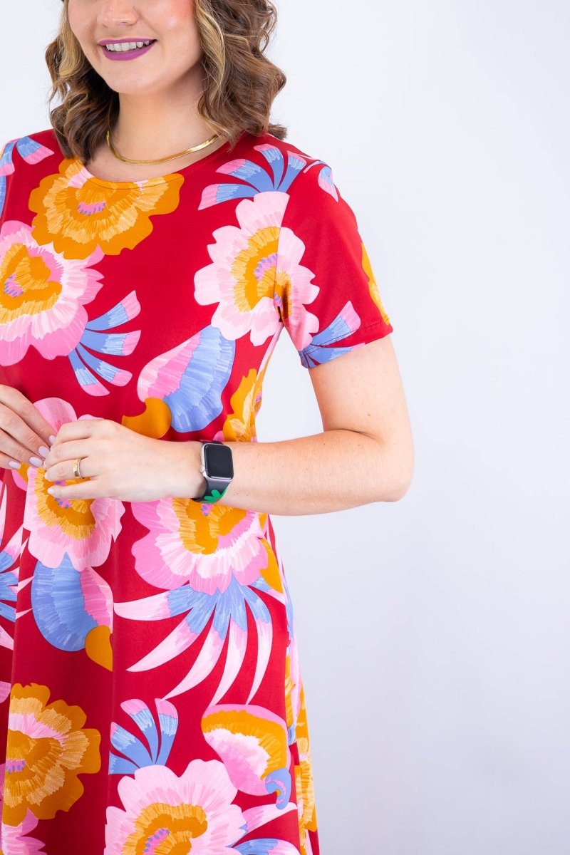 Vestido Sara - Malha Confort Deluxe Midi com Mangas e Bolsos