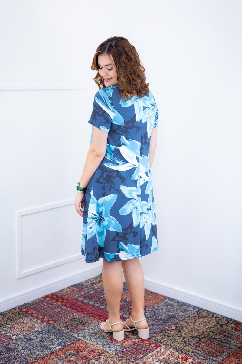 Vestido Sara - Malha Confort Deluxe Midi com Mangas e Bolsos