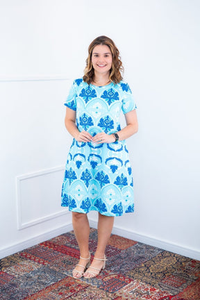 Vestido Sara - Malha Confort Deluxe Midi com Mangas e Bolsos