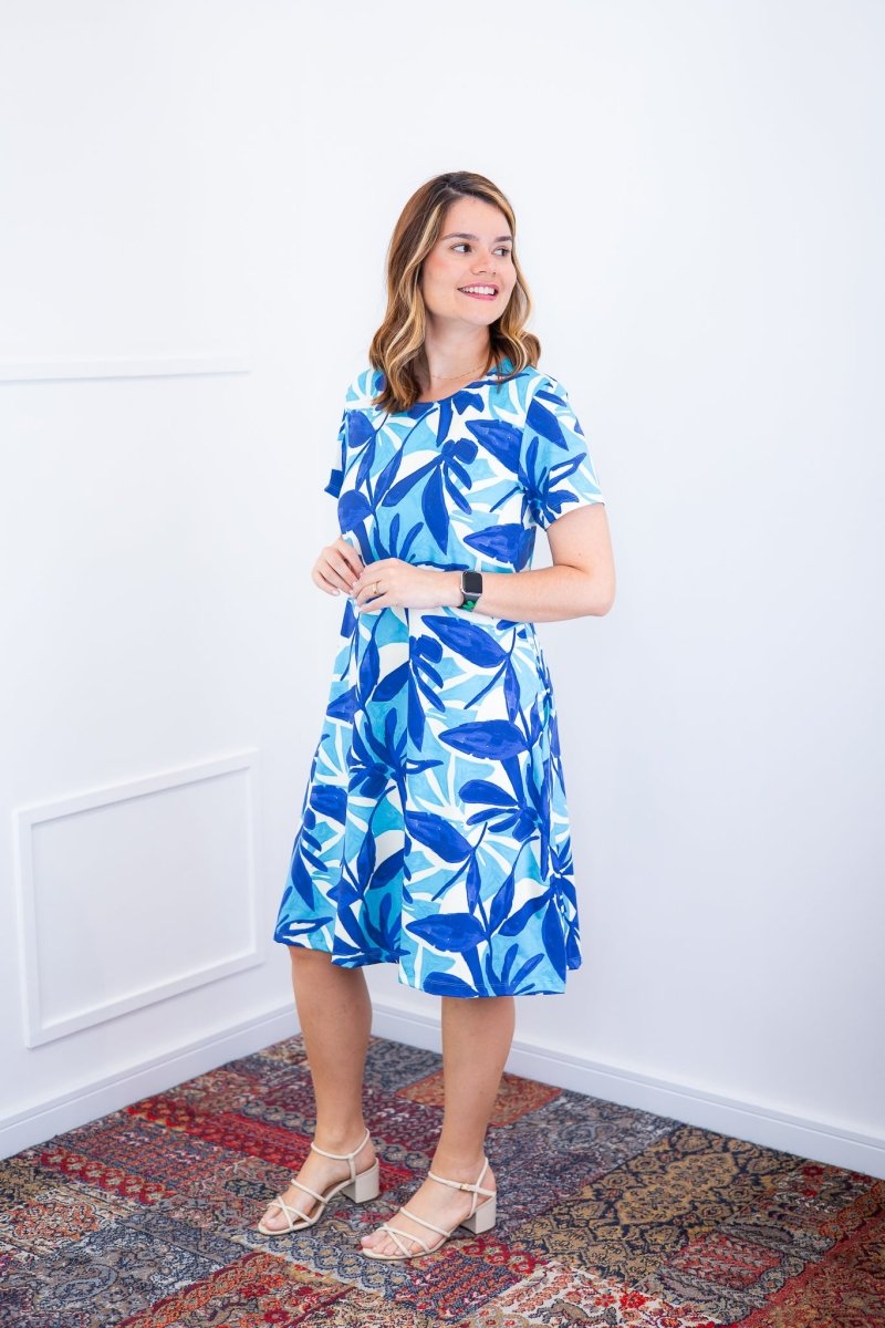 Vestido Sara - Malha Confort Deluxe Midi com Mangas e Bolsos