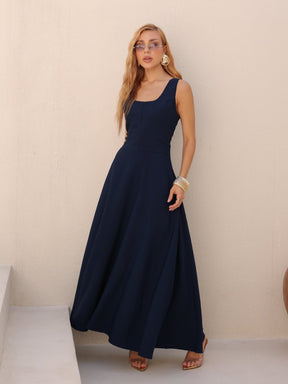 Vestido Longo Alfaiataria Decote Quadrado e Bolsos Yanca